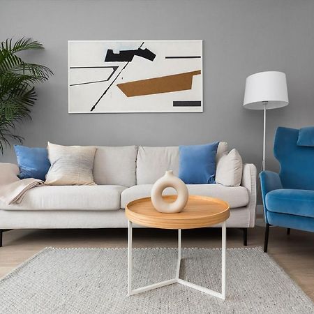 Apartament Bielany 3 Min From Metro With 5-Meals Per Day Diet Catering, Air Conditioning And Free Parking Warszawa Exteriör bild
