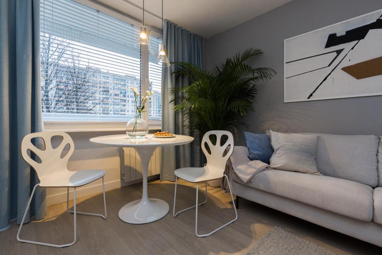 Apartament Bielany 3 Min From Metro With 5-Meals Per Day Diet Catering, Air Conditioning And Free Parking Warszawa Exteriör bild